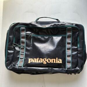 Patagonia Black Hole MLC 45L